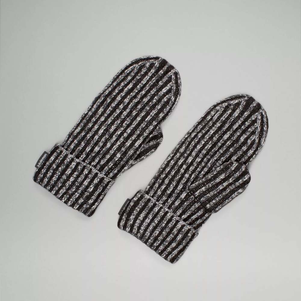 lululemon textured fleece lined knit mittens